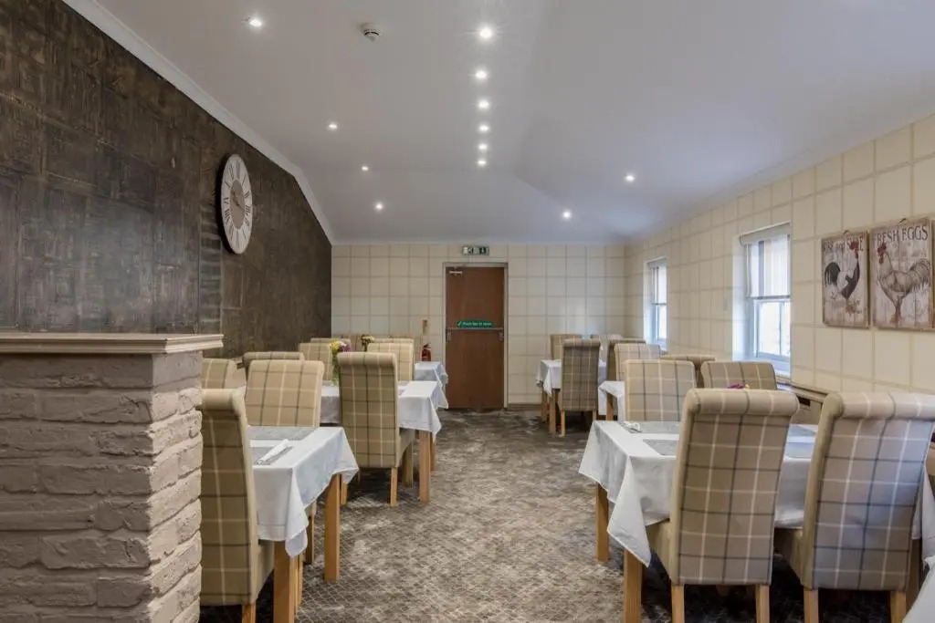 Quayside Hotel & Bar