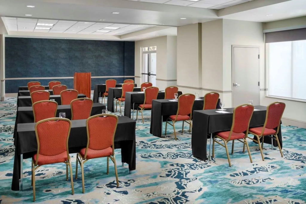 Hilton Garden Inn Orlando at SeaWorld