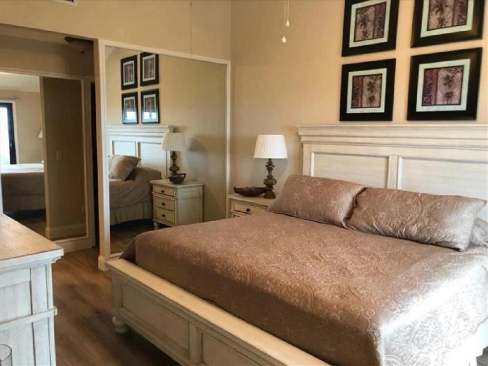 Sea Winds 38 Beautiful Renovated Oceanfront