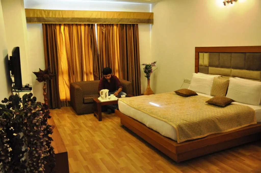 Hotel Haris Court Lajpat Nagar