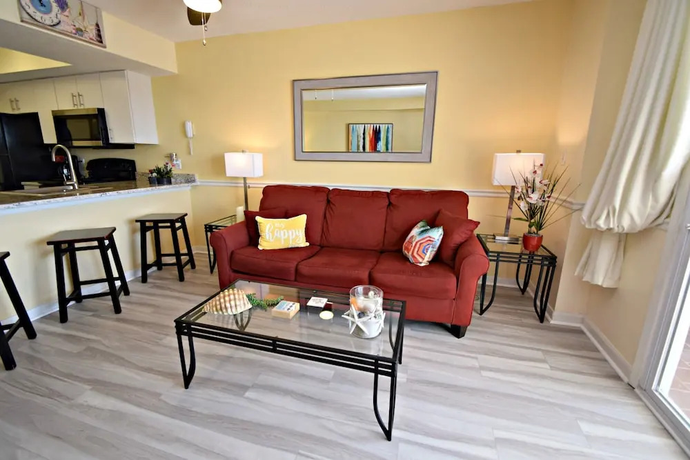 Seacrest 806 1 Bedroom Condo by RedAwning