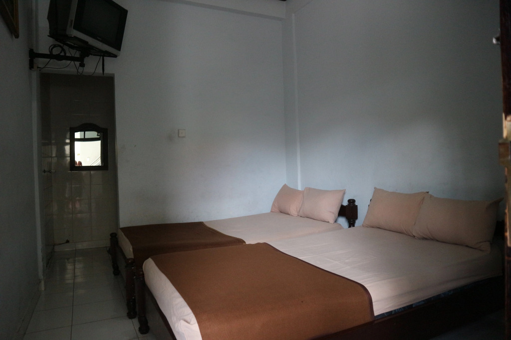 Hotel Diana 2