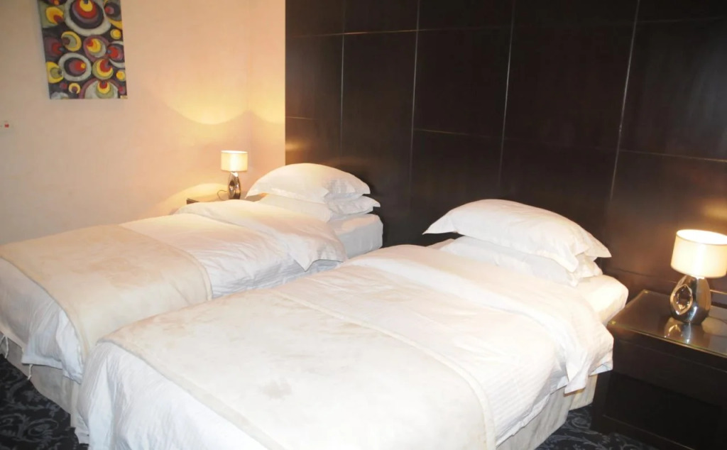 Almakan Hotel 113