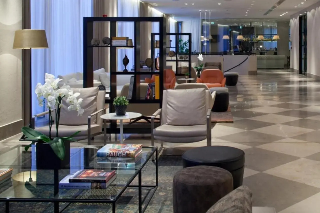 The Posthouse Berlin Potsdamer Platz- Leonardo Limited Edition