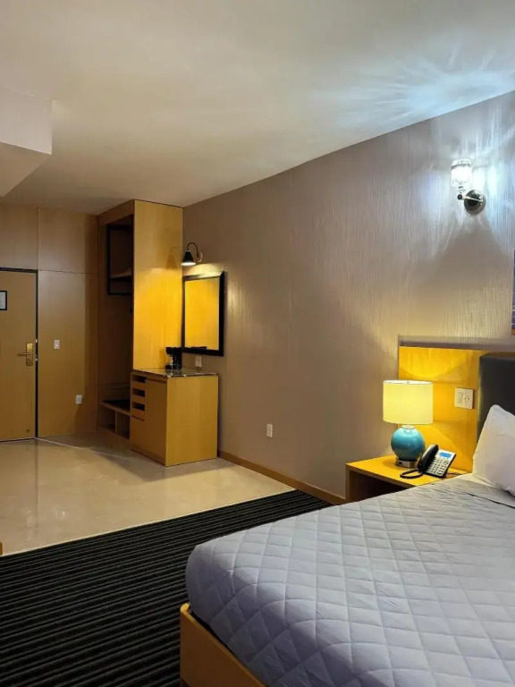 Galaxy Hotel Downtown