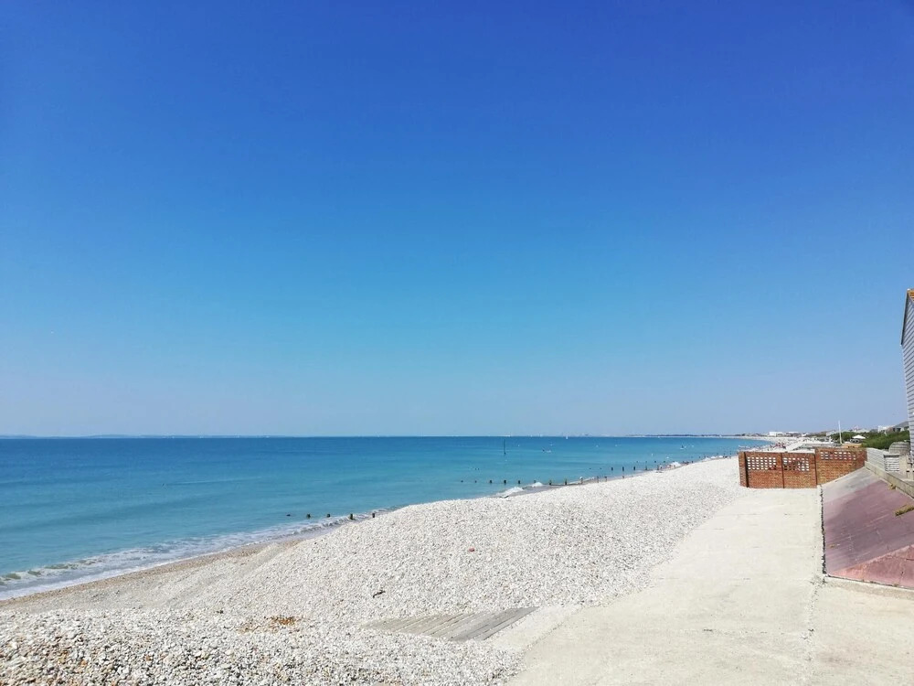 87 Marineside Beach Side Property With Stunning sea Views
