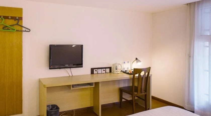 Qinhuangdao Zhongmei Hotel
