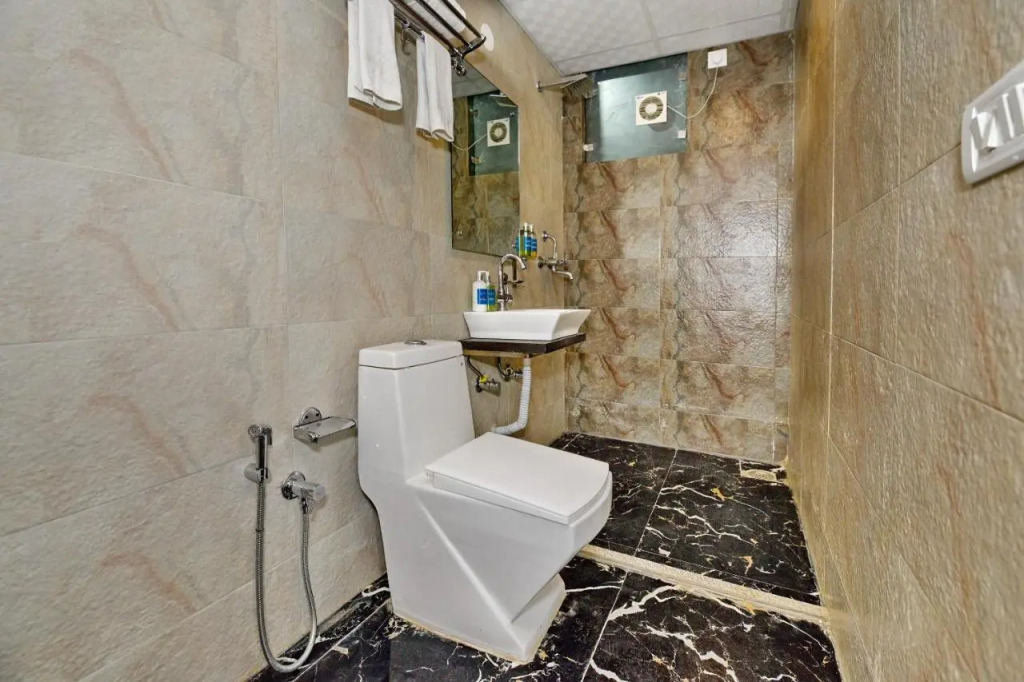Hotel Wedlocks 38 Avenue