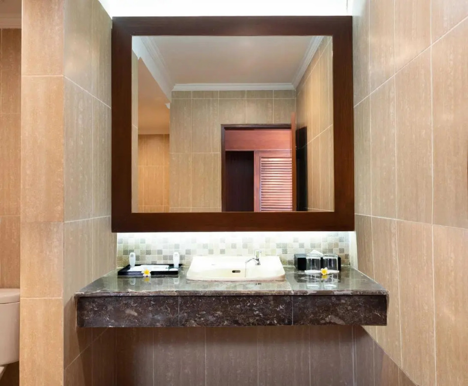 Отель Brits Resort Lovina