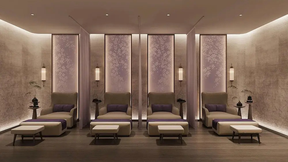 Grand Royal Riverside Hue, Fusion Collection