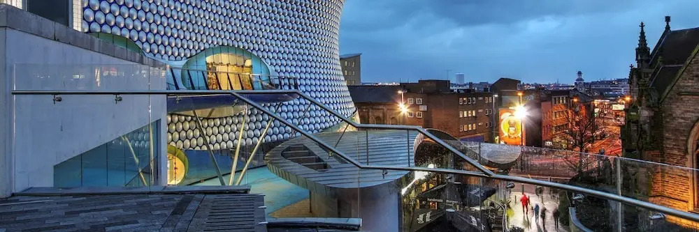 Tudors eSuites Birmingham City Centre Apartments near Gas Street Basin