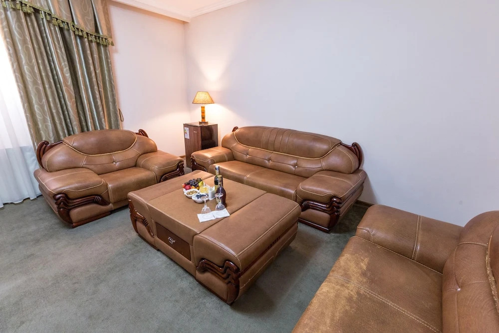 Avicenna Hotel