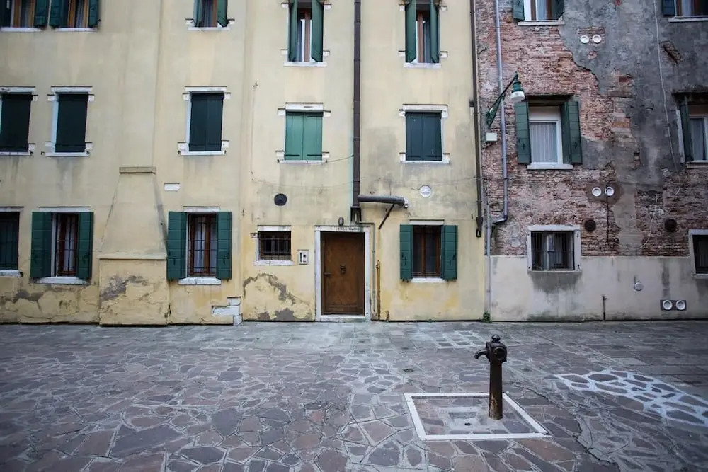 Venice Cae Dea Testa
