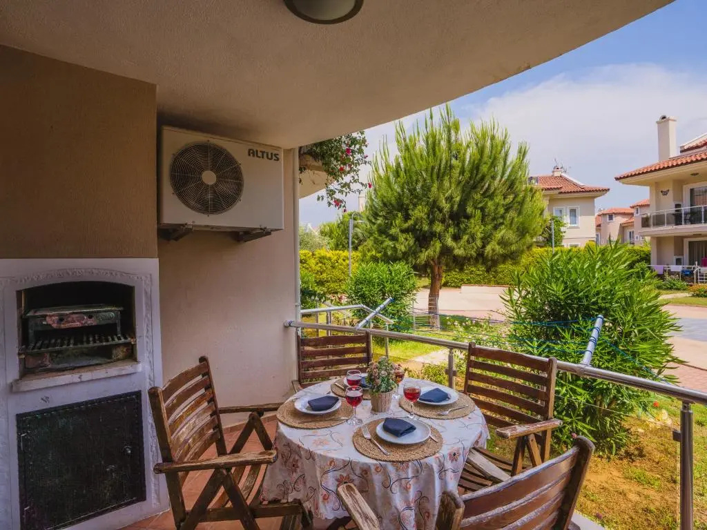 Sunset Beach Club Aqua Lettings