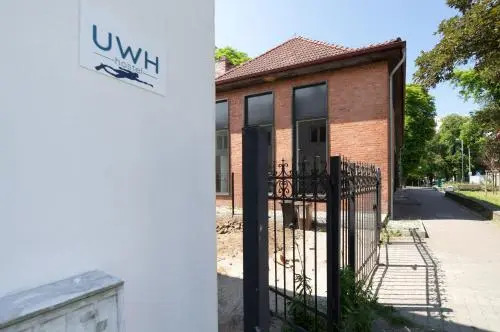 Uwh Hostel