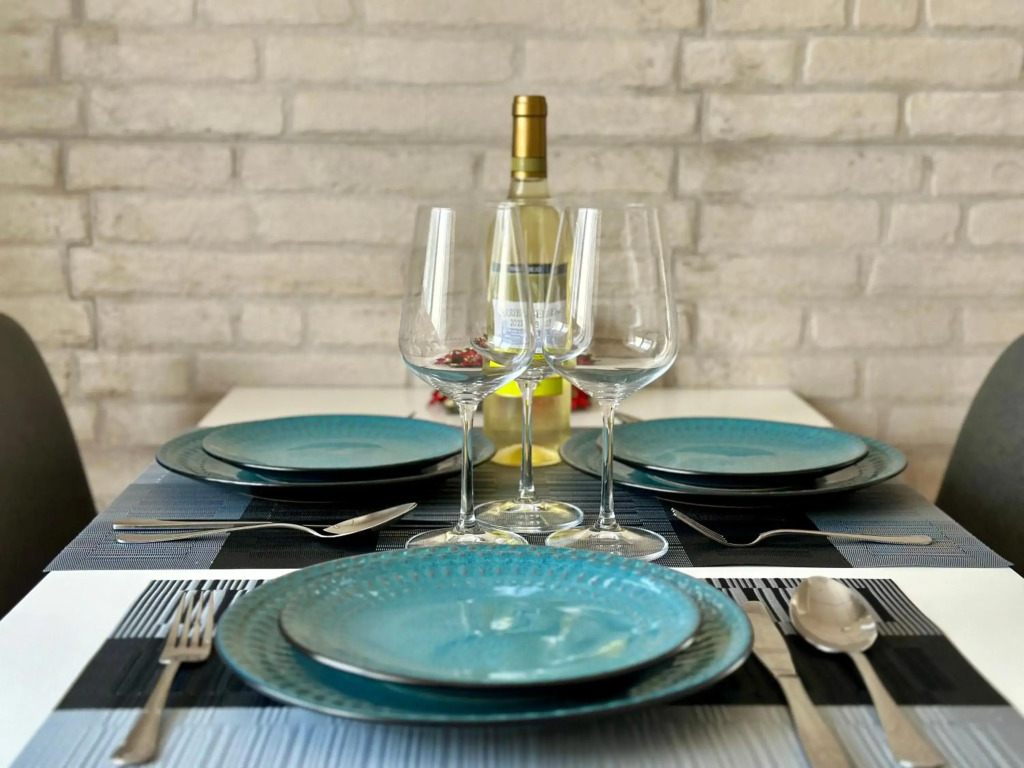 New Bright Apartament with WI-FI in Alicante