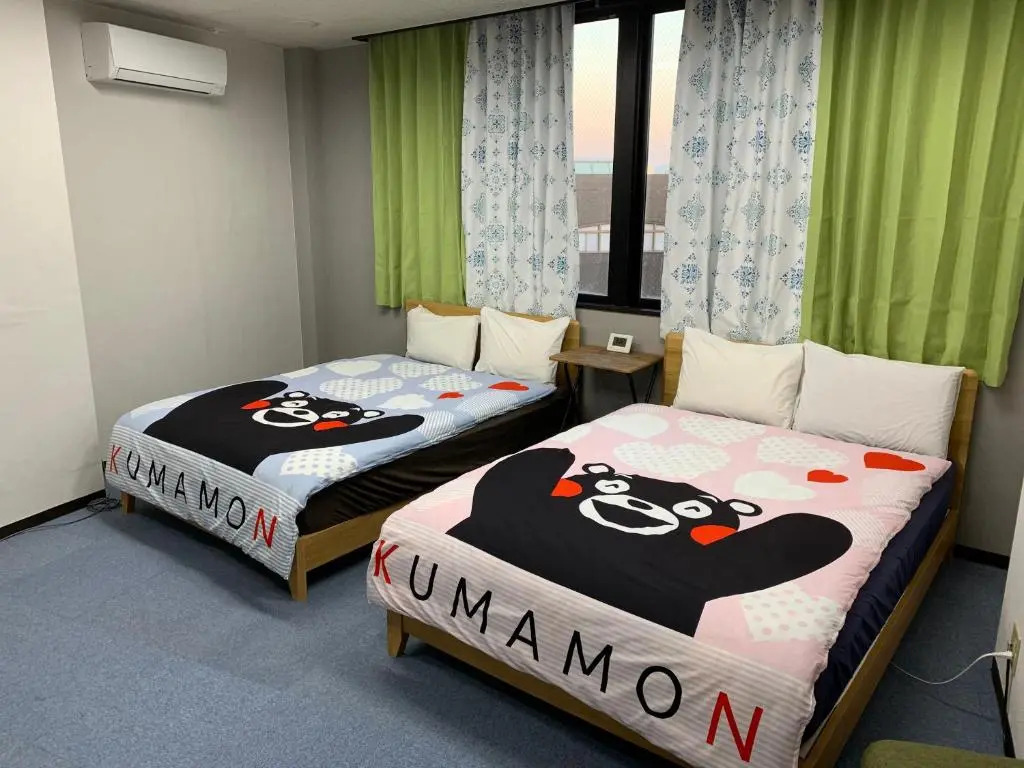 4人で一緒に熊本の中心地の最も広く安価な部屋 KDY stay