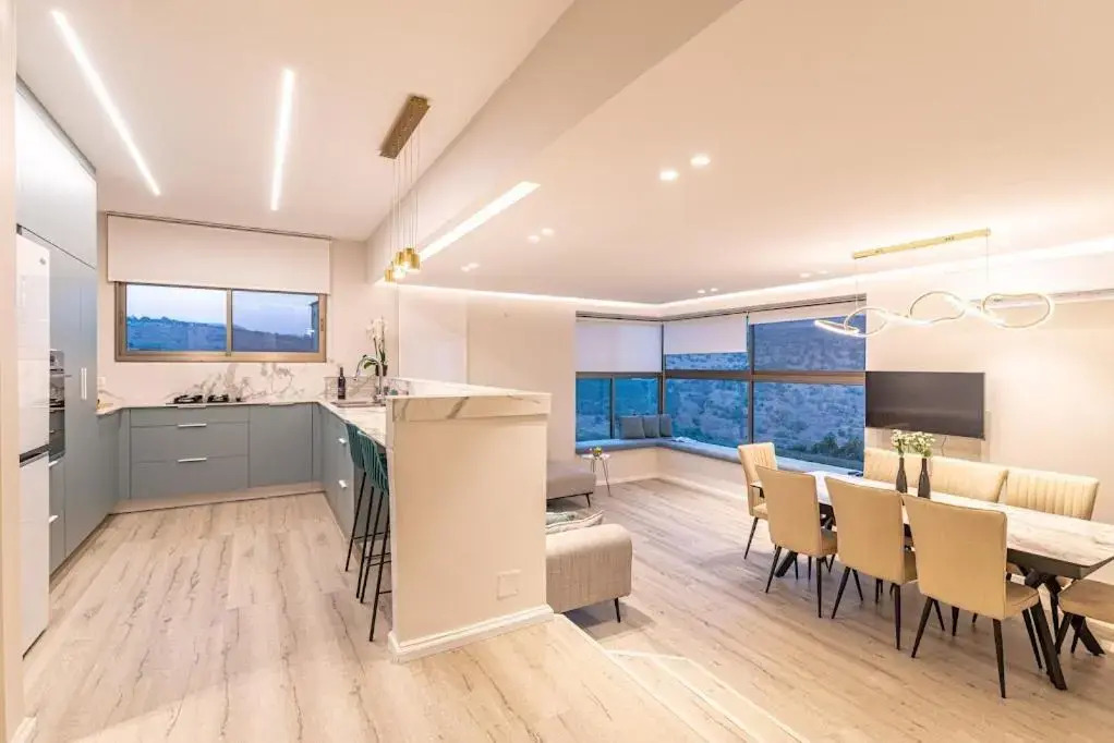 L.T.D luxury apartments 4 bedroom panoramic view