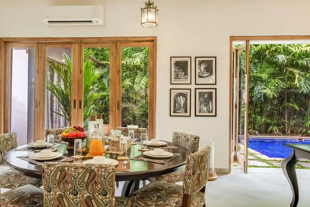 Villa Poorvi by Hireavilla - 4BHK Villa in Siolim with Pool and Forest View