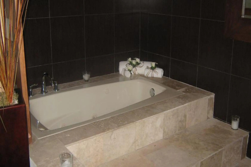 Hecthorny San Carlos Tequisquiapan, BW Signature Collection