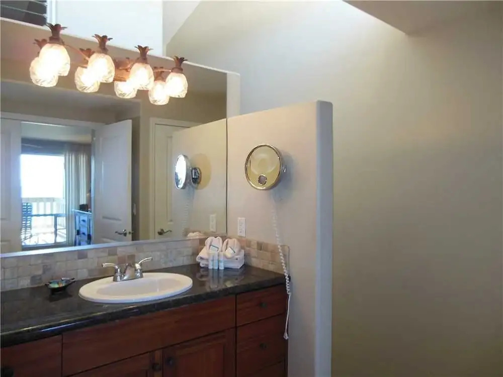 Kahana Sunset E8 - Two Bedroom Condo