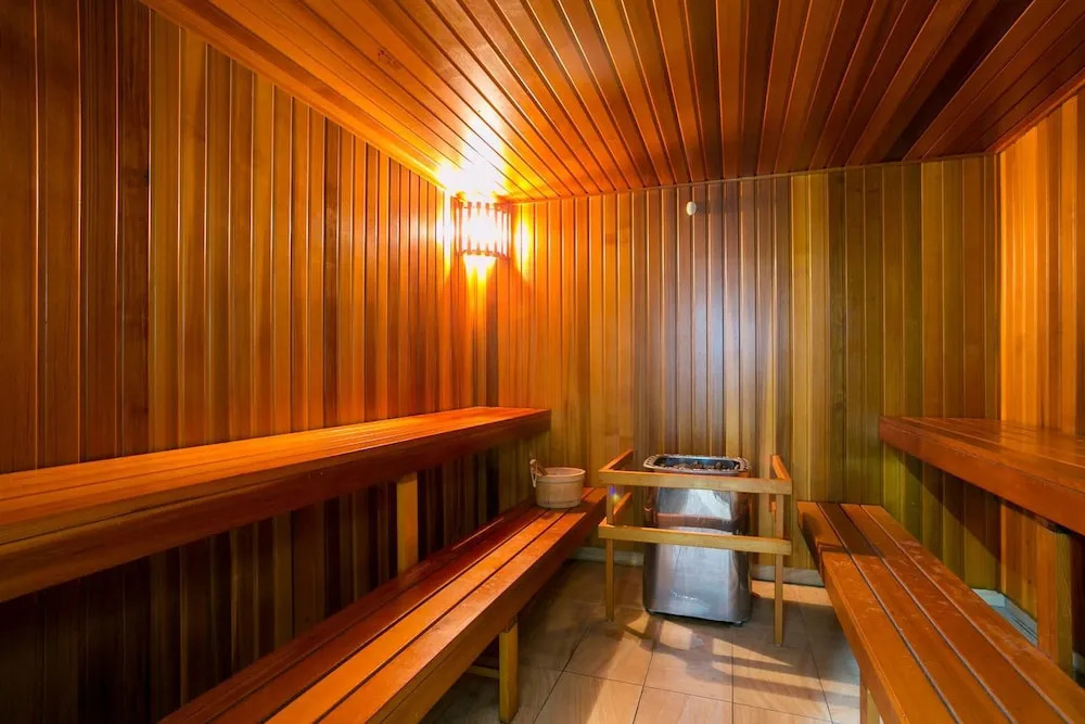 Chic CBD Pad + Pool + Gym + Sauna + Parking