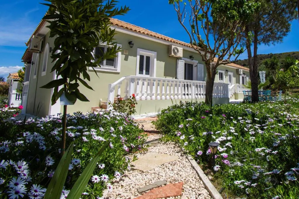 Villas Margaris