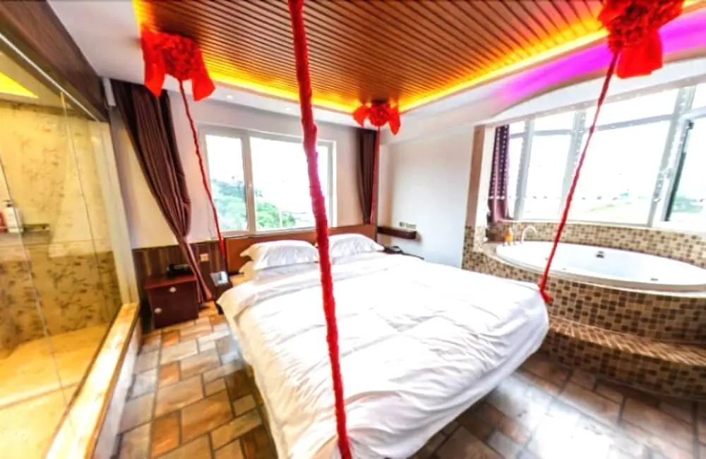 Weihai Gaoshang Movie Art Hotel