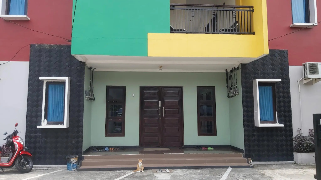 D Cost 19 Syariah Mitra RedDoorz