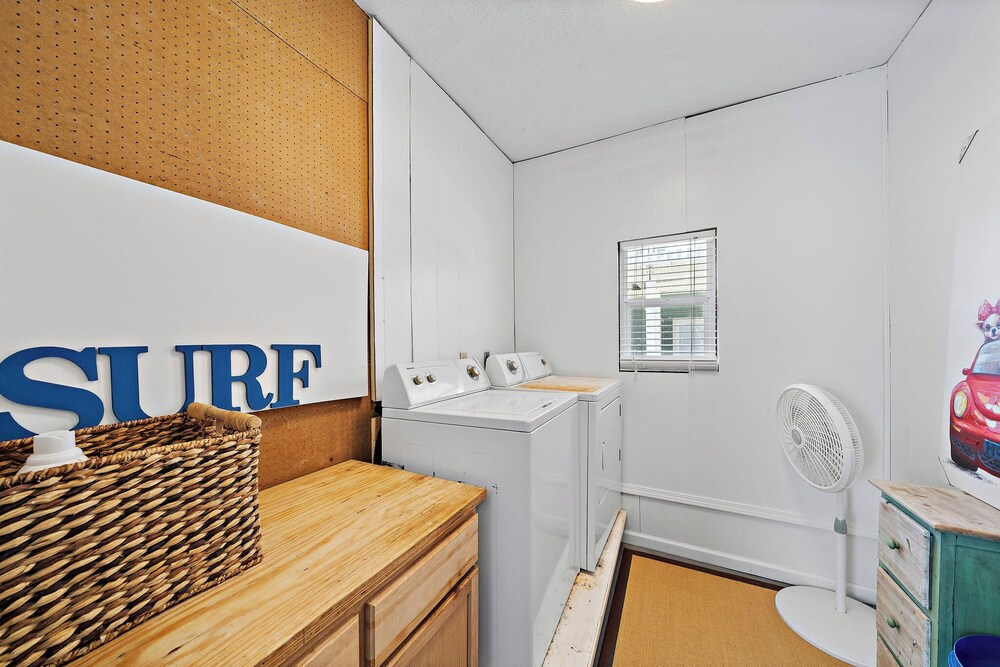 Coastal Cottage by Ryson Vacation Rentals