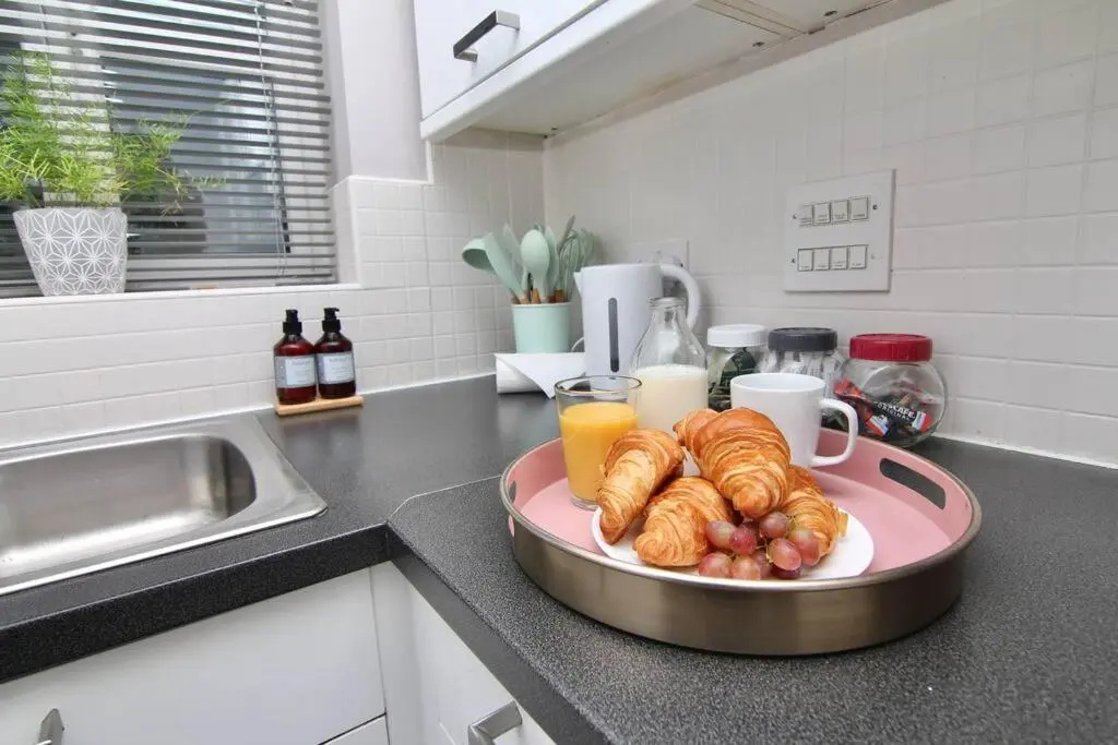 Daimler House - Cosy Home Near Coventry City Centre