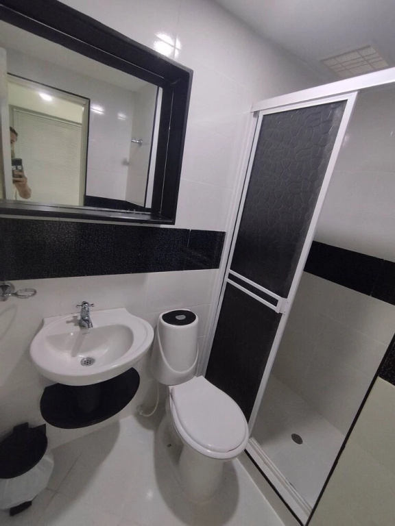 "room in Lodge - Bm-13 Room Near the sea With air Conditioning and Wifi"