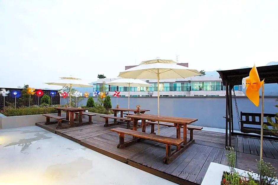 Rich Diamond Hotel