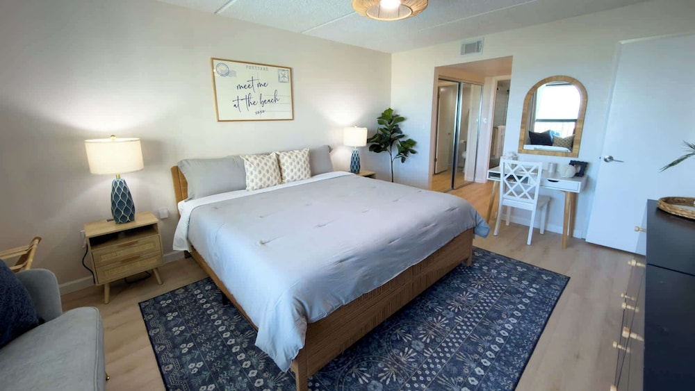 Saida 3603 - 6 Floor Gulf-front Remodel - Sleeps 8