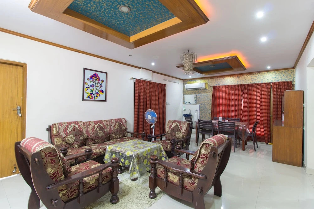 OYO 730 Hotel Karishma Homes