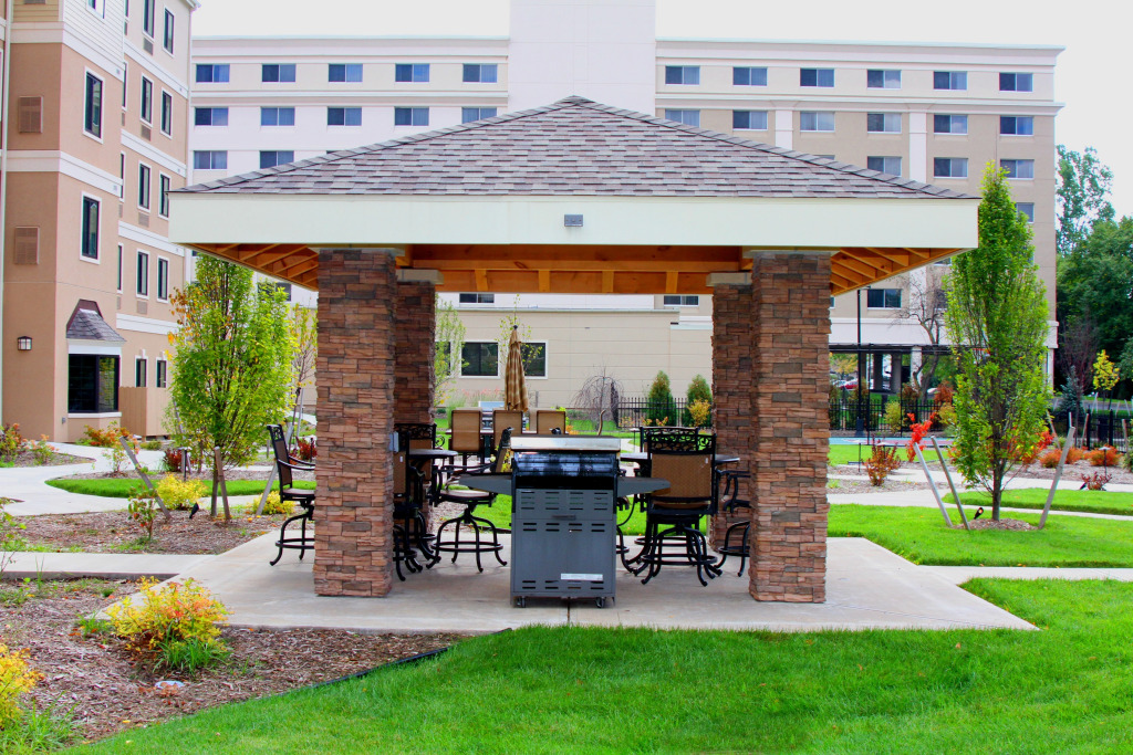 Staybridge Suites Syracuse Liverpool by IHG