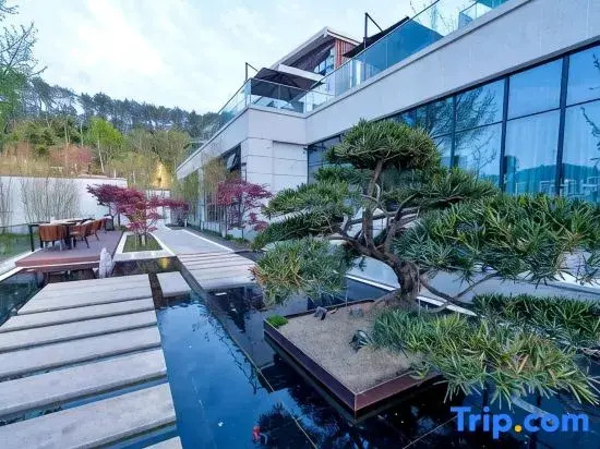 Youfeng Laiyi Hotel