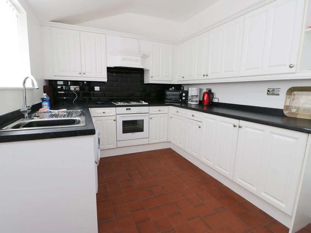 Shirian Apartment