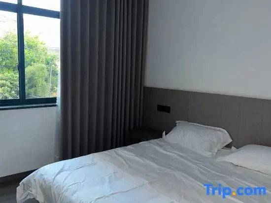 Qingyaxuan Homestay (Tonglu Kaiyuan Senbo Resort Paradise OMG Heartbeat Park)