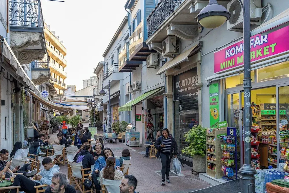 74 Prokymea- Steps From the Sea, Downtown, Balcony