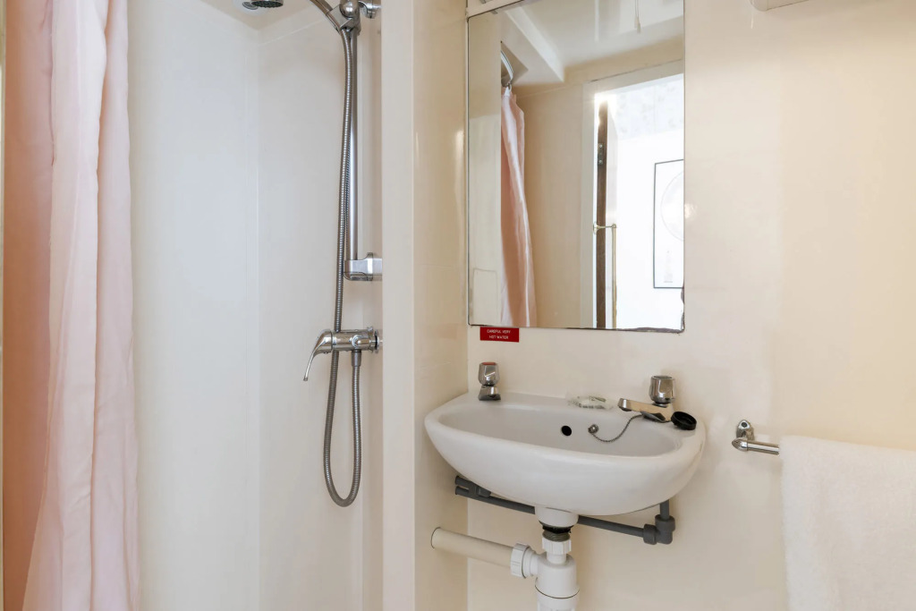 St Athans Hotel