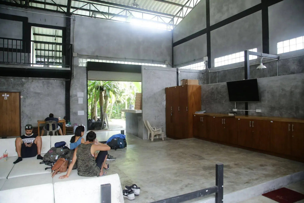 Freedom Hostel at Phi Phi