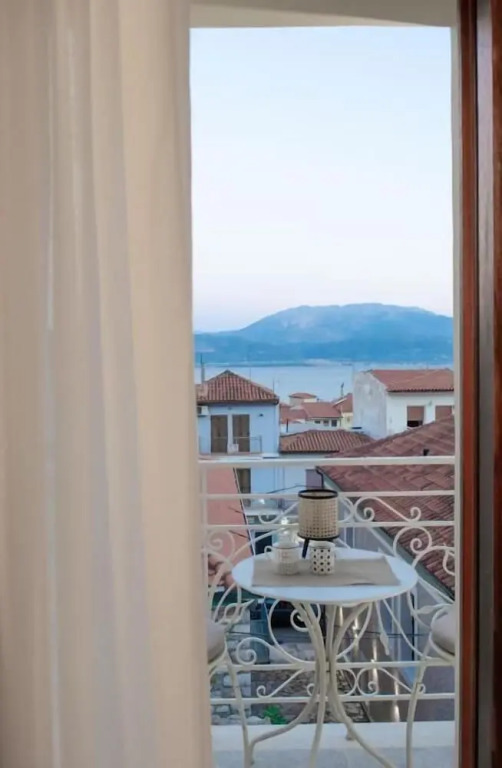 Leone suites