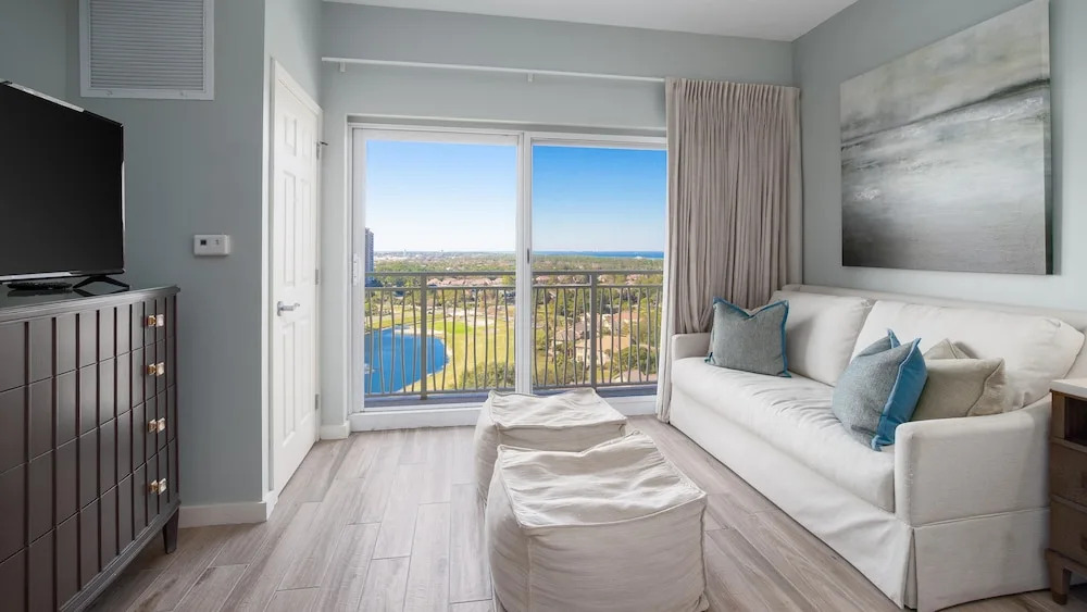 Luau I 7402/7404 - Flr14 - 3BR 3BA - "hurry Sundown"