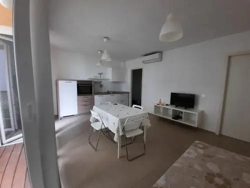 Residence Jagodje