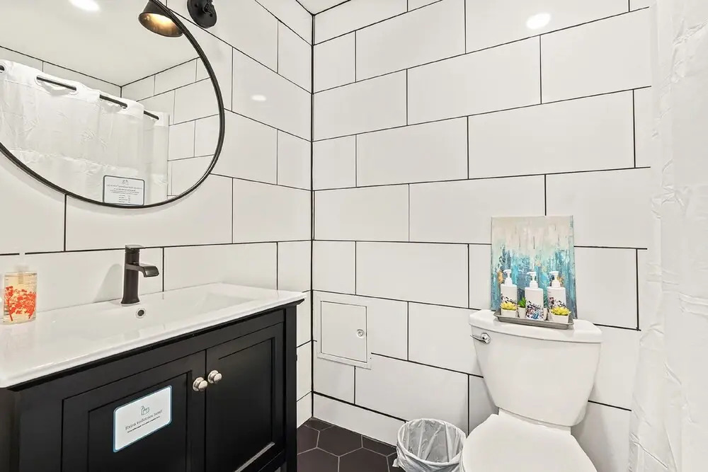Empire Apartments By Barsala