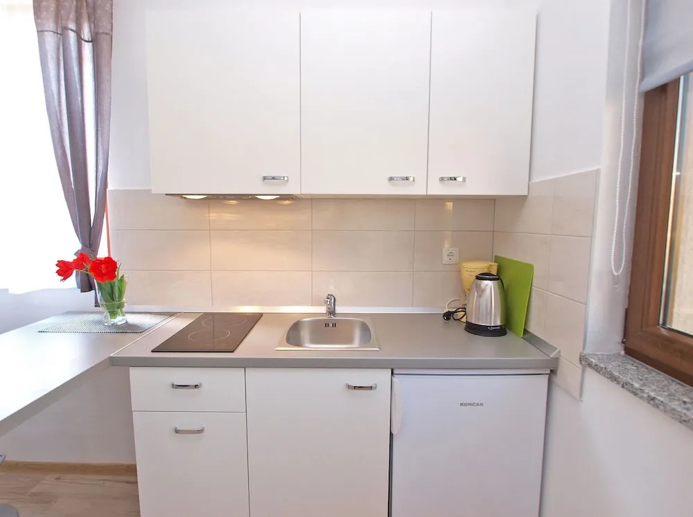 Apartment 589