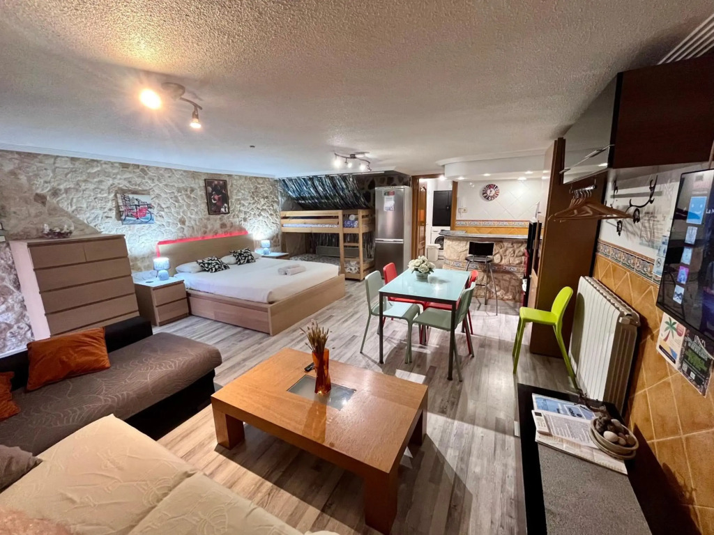 STILISH LOFT IN THE BEACH, piscina y mar