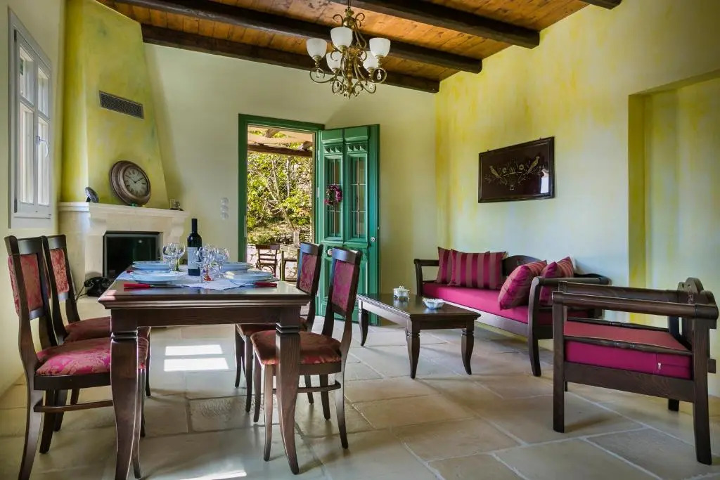 Country Villa Atheras