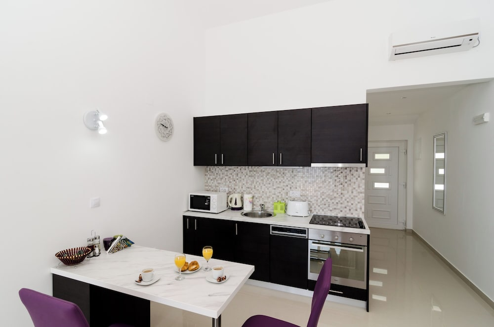 LUV Luxury Apartments